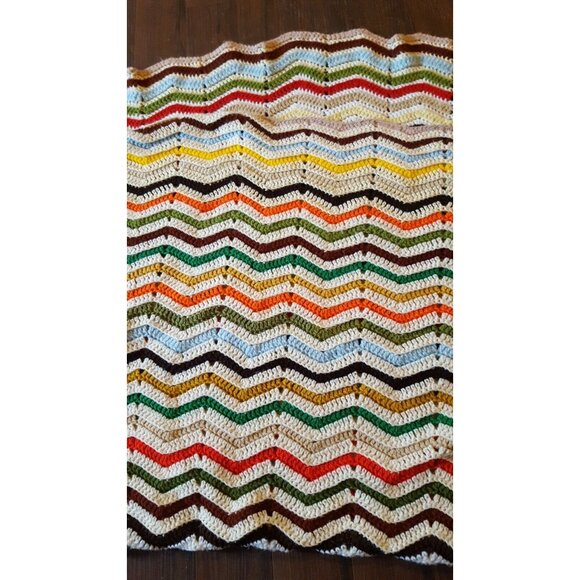 Vintage Afghan Chevron Ripple Zig Zag Crochet Throw Blanket 53"X68" - Picture 6 of 6